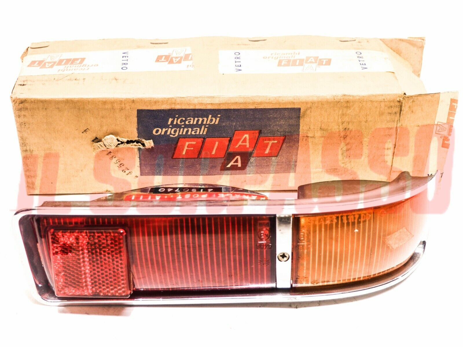 FANALE POSTERIORE DESTRO CON CATARIFRANGENTE AUTOBIANCHI A111 ORIGINALE STARS