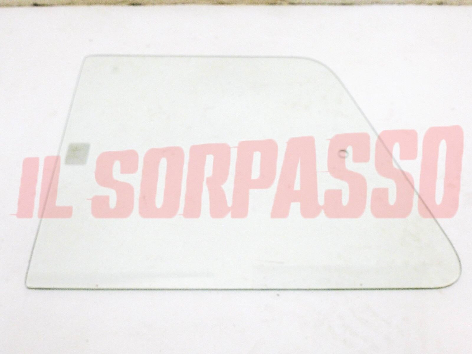 VETRO SCORREVOLE PORTA SINISTRA CON FORO FIAT 682 N CAMION ORIGINALE