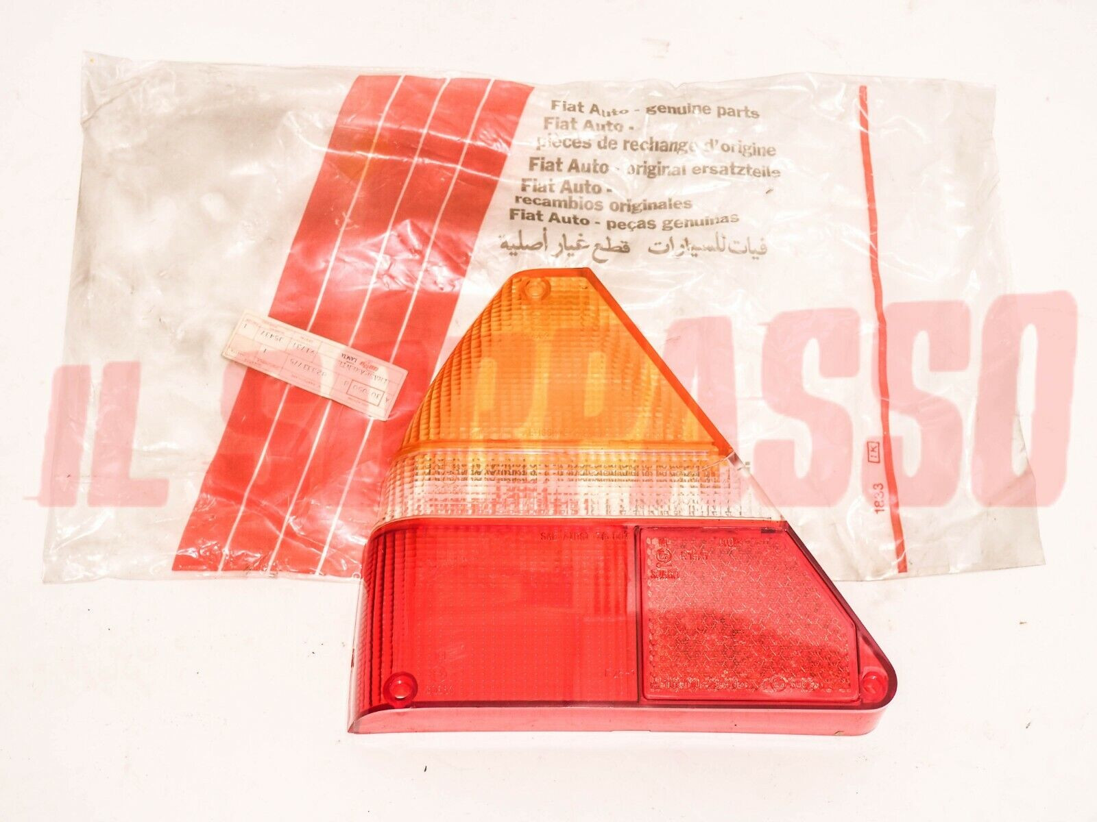 PLASTICA FANALE POSTERIORE SINISTRO LANCIA GAMMA BERLINA ORIGINALE
