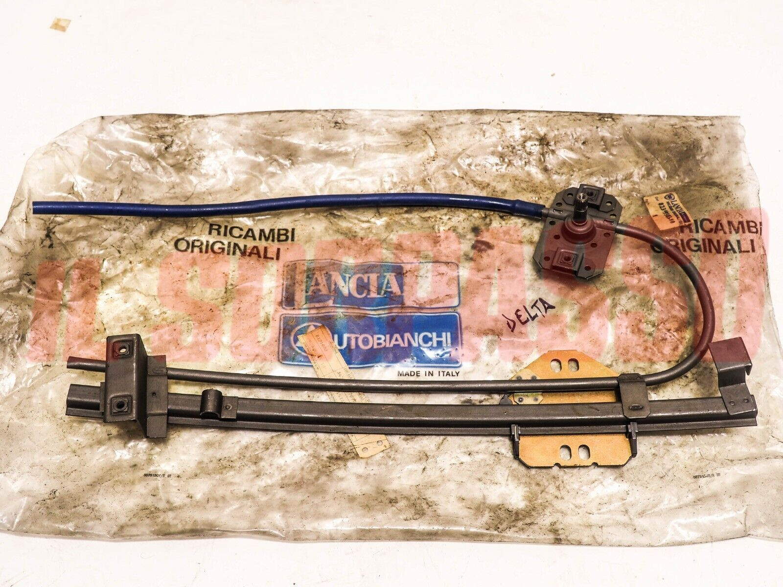 MACCHINETTA ALZAVETRO PORTA ANTERIORE SINISTRA LANCIA DELTA 1 SERIE 4WD 82349503