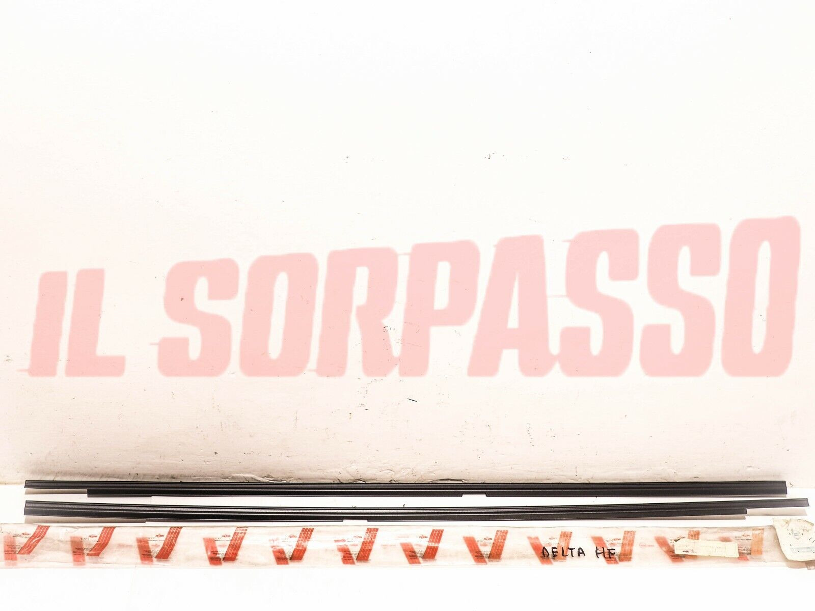 MODANATURE PROFILI GOCCIOLATOI TETTO LANCIA DELTA HF 1 SERIE ORIGINALI 