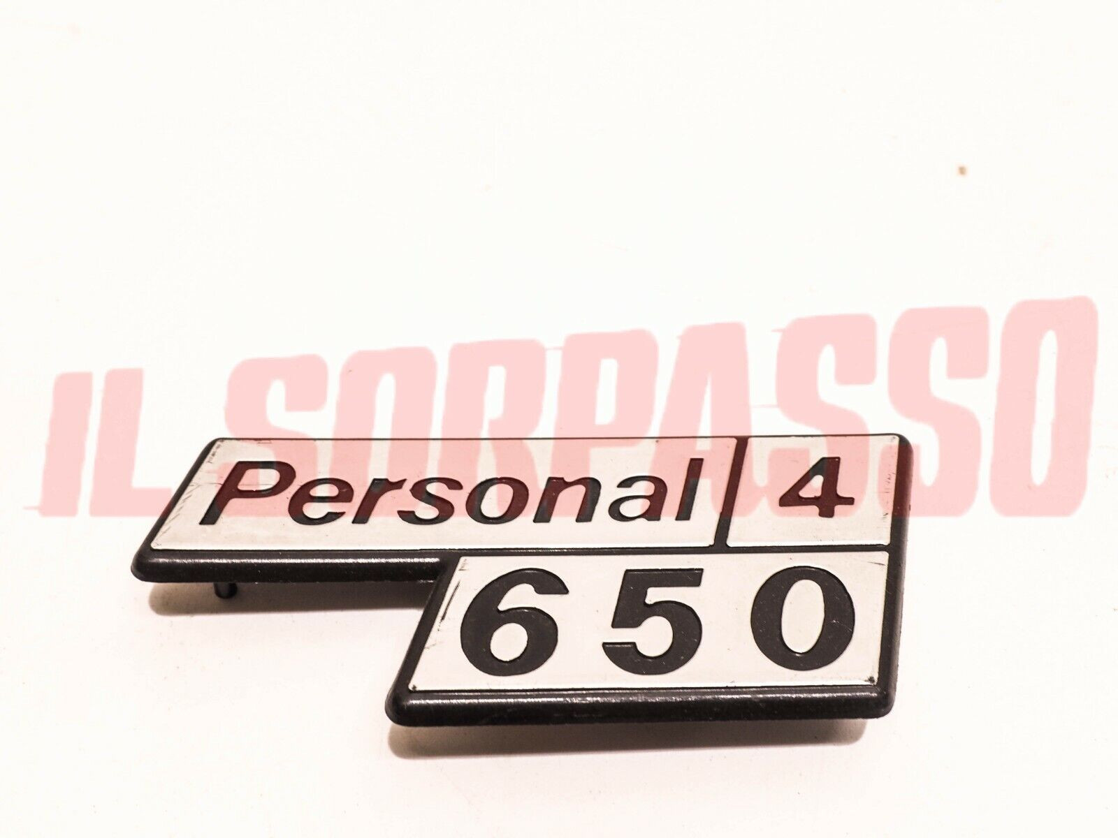 SCRITTA SIGLA COFANO POSTERIORE FIAT 126 PERSONAL 4 650 IN PLASTICA ORIGINALE