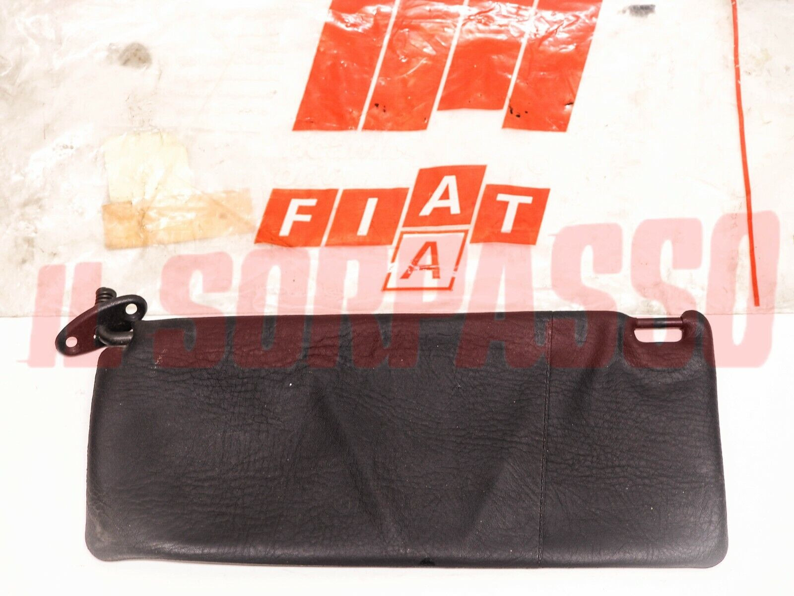 ALETTA ANTINA PARASOLE SINISTRA NERA FIAT RITMO C CL SUPER ORIGINALE