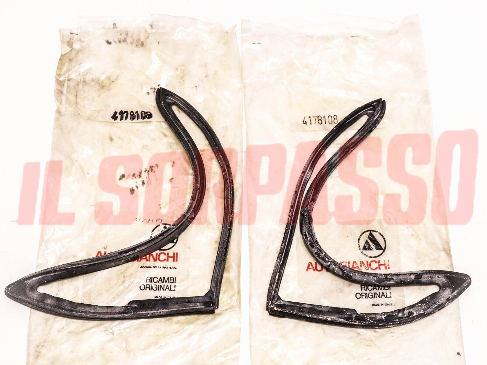 GUARNIZIONI VETRI DEFLETTORI PORTA DESTRA SINISTRA AUTOBIANCHI A111 ORIGINALI