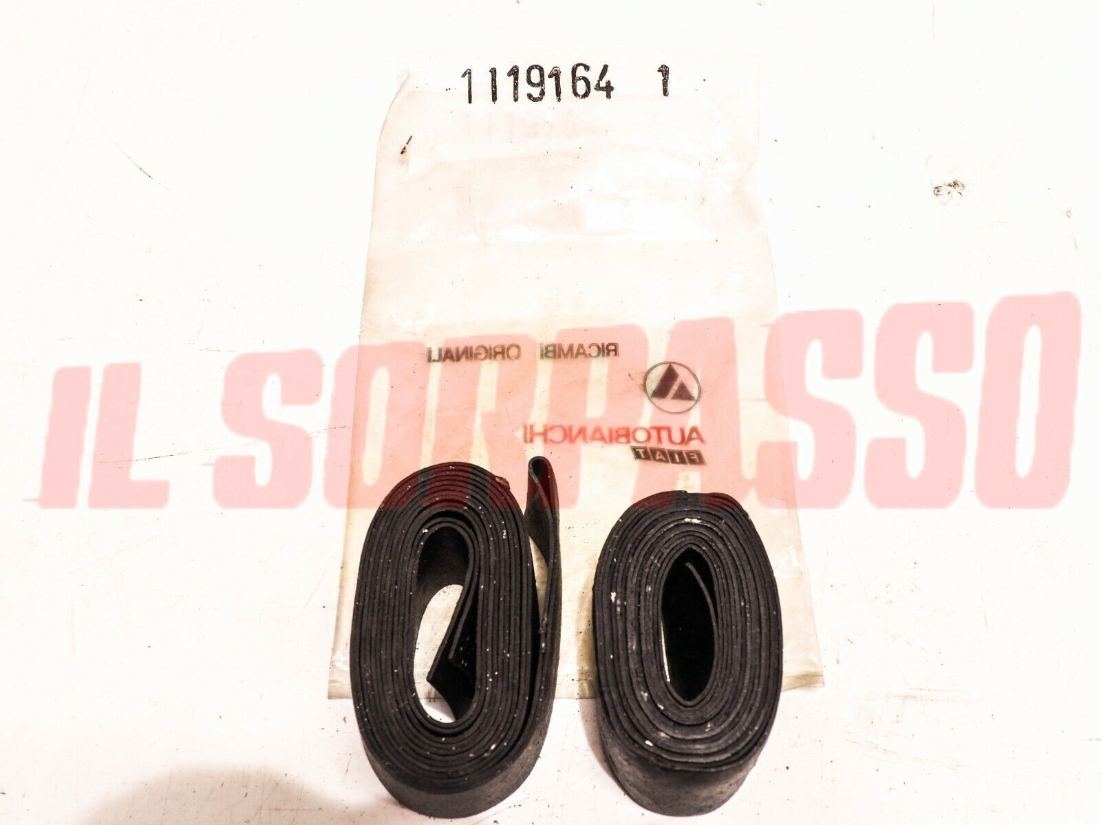 GUARNIZIONI TRA CORNICI E VETRI LATERALI APRIBILI AUTOBIANCHI A112 + ABARTH 