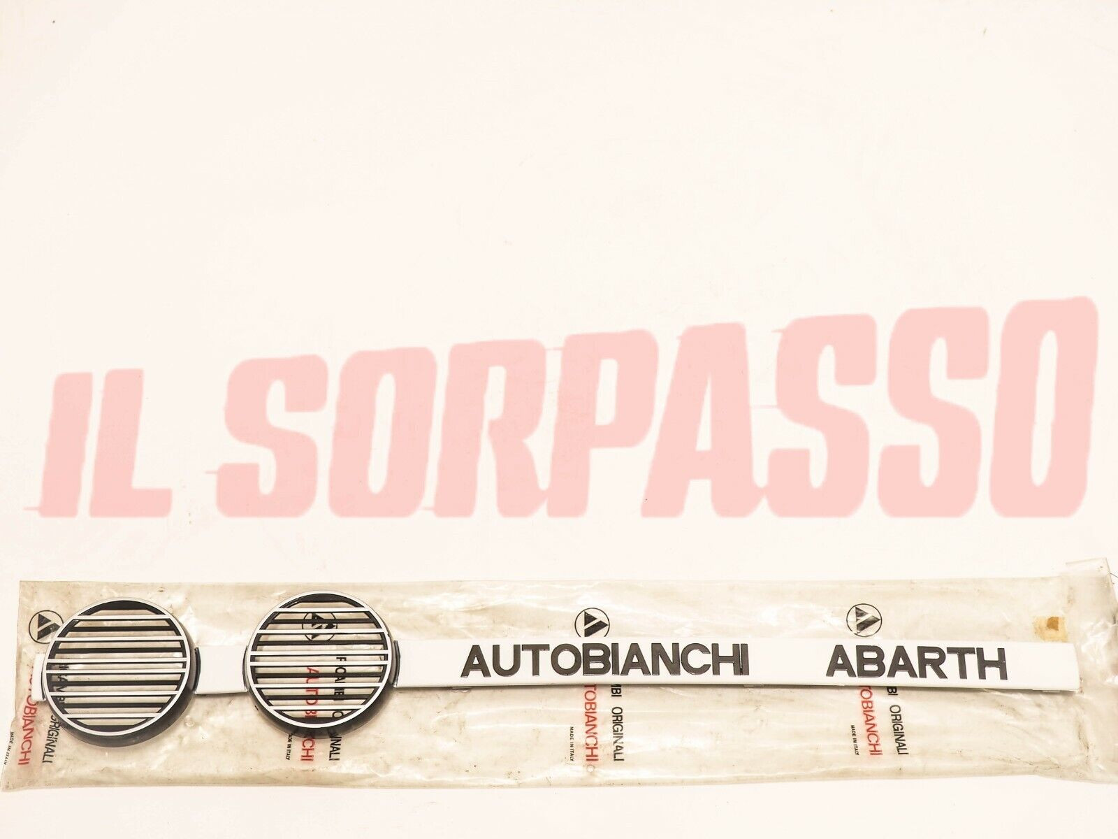 FREGIO SCRITTA MASCHERINA CALANDRA ANTERIORE AUTOBIANCHI A112 ABARTH 58 - 70 HP