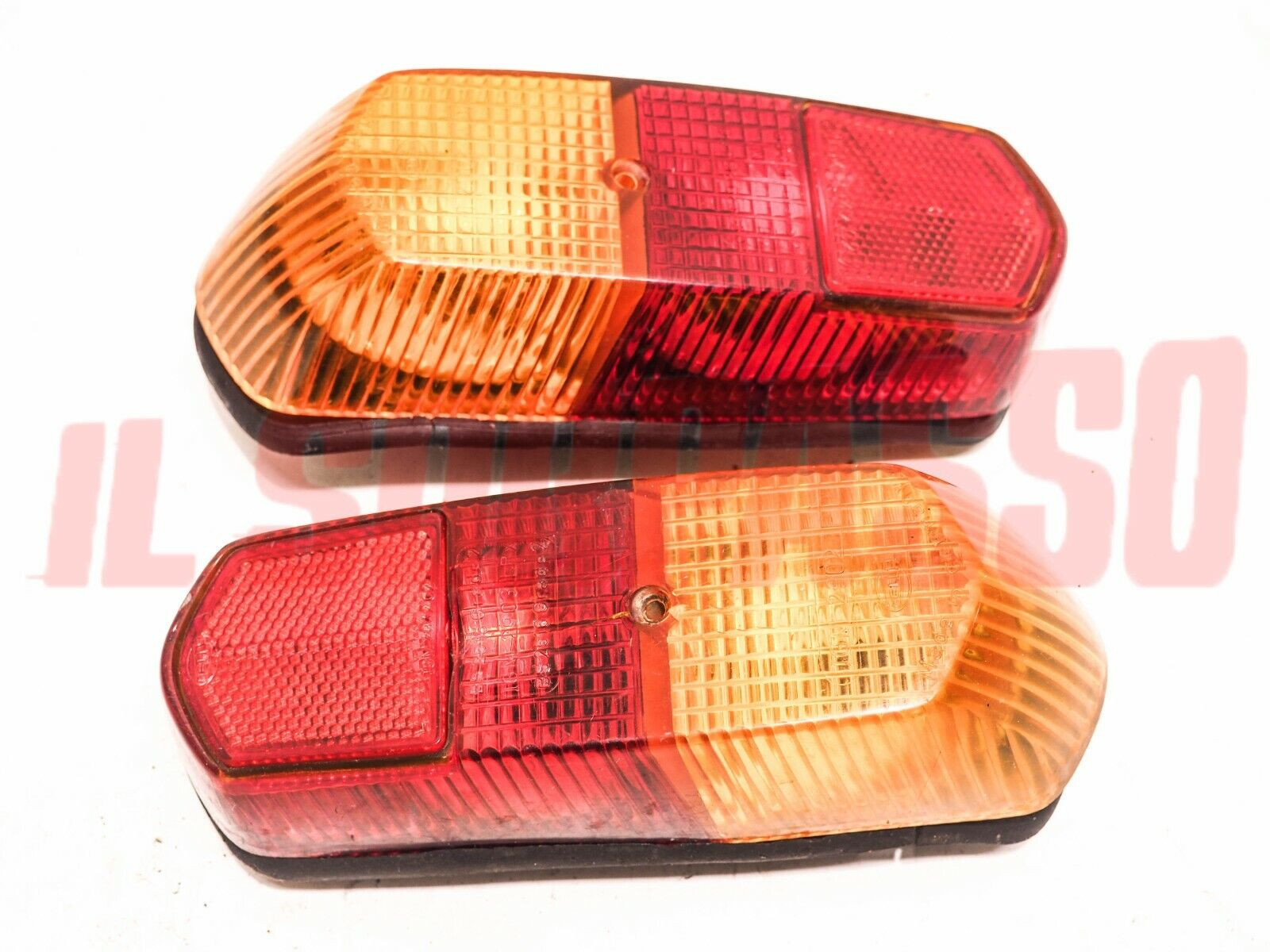 FANALI FARI POSTERIORI + CUFFIE LANCIA FULVIA ZAGATO 1 SERIE HELLA