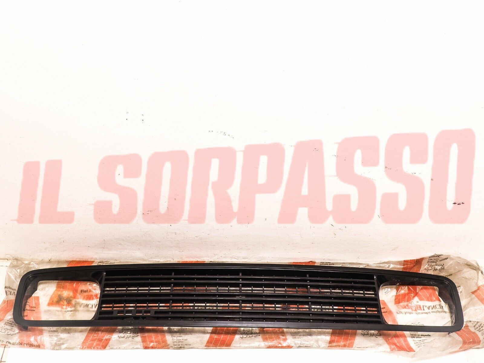 MASCHERINA GRIGLIA CALANDRA ANTERIORE FIAT 127 C - CL ORIGINALE