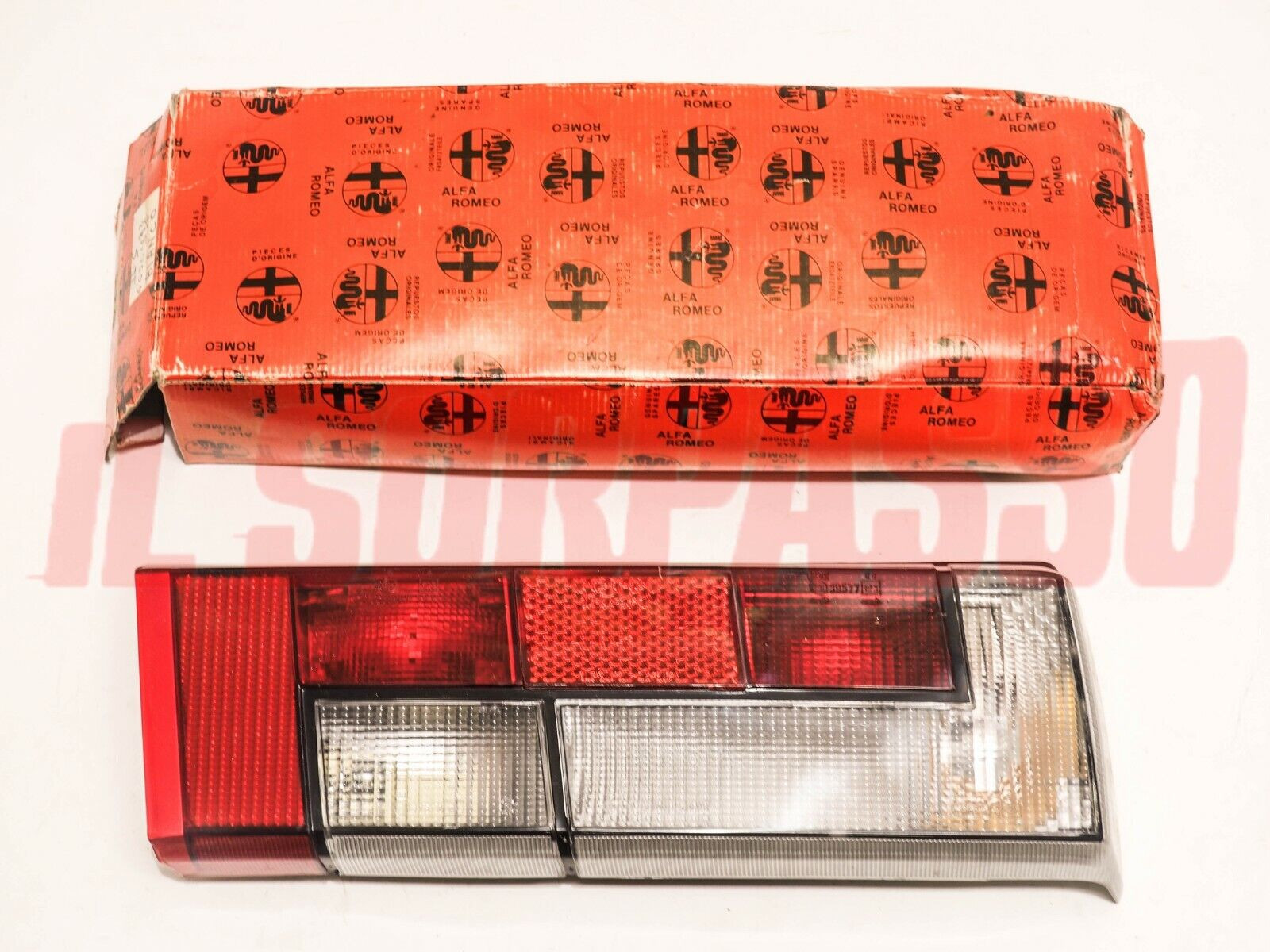FANALE FARO POSTERIORE DESTRO ALFA ROMEO 33  1 SERIE ORIGINALE