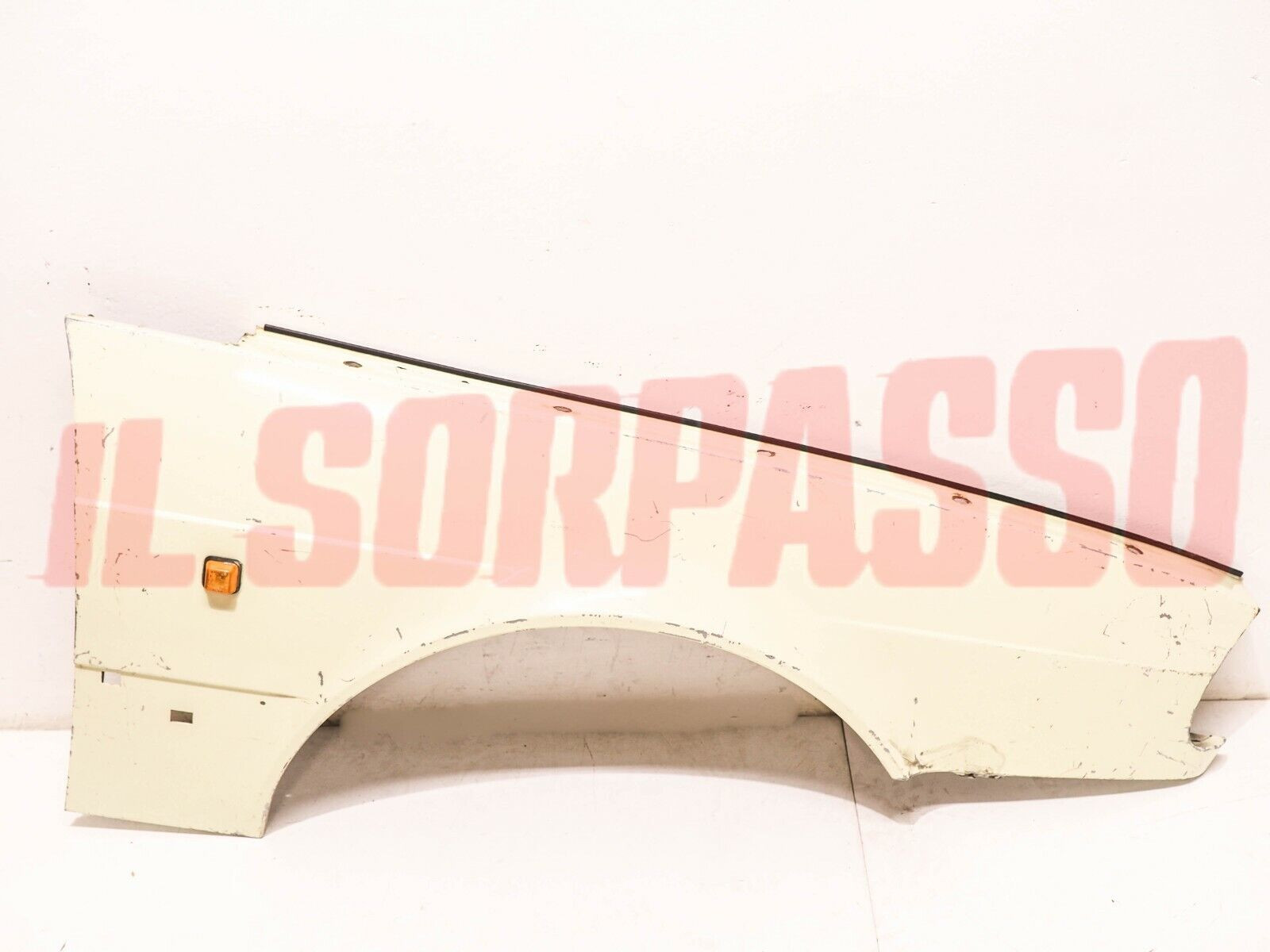 PARAFANGO ANTERIORE DESTRO ALFA ROMEO GIULIETTA 1977 - 1985 2 SERIE USATO