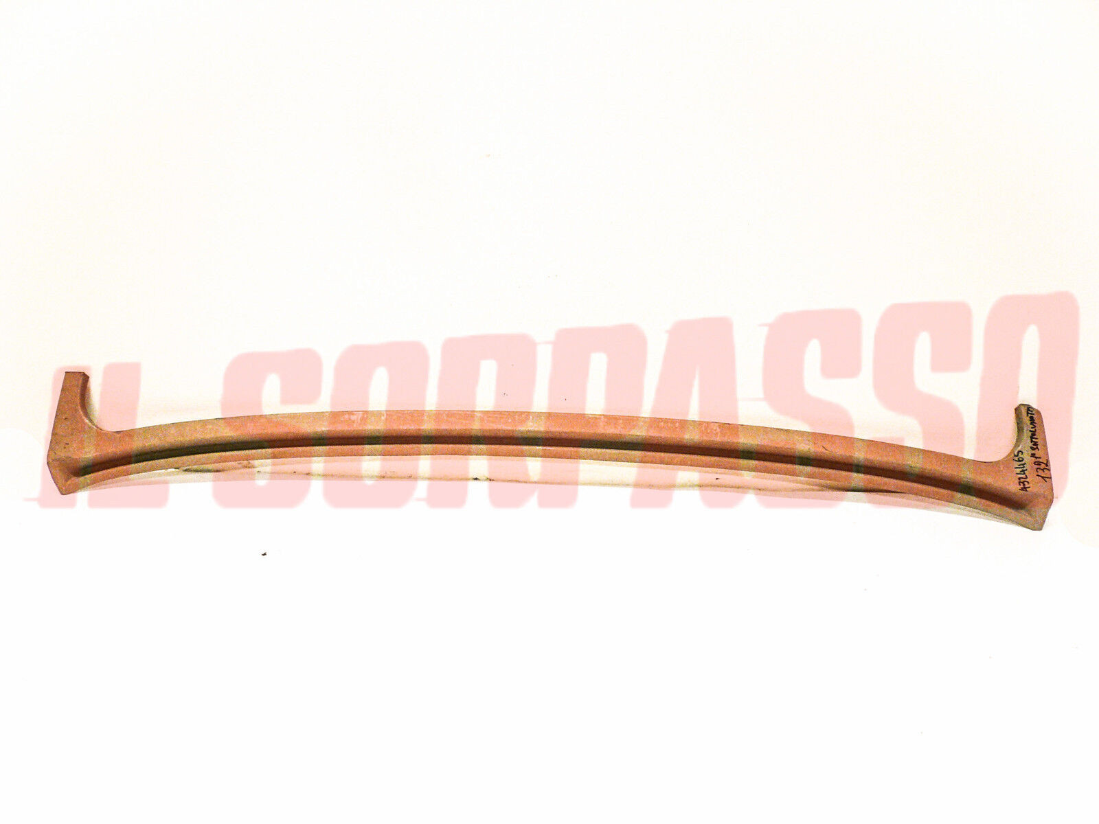 TRAVERSA SOTTO LUNOTTO VETRO POSTERIORE FIAT 132 2 SERIE ORIGINALE