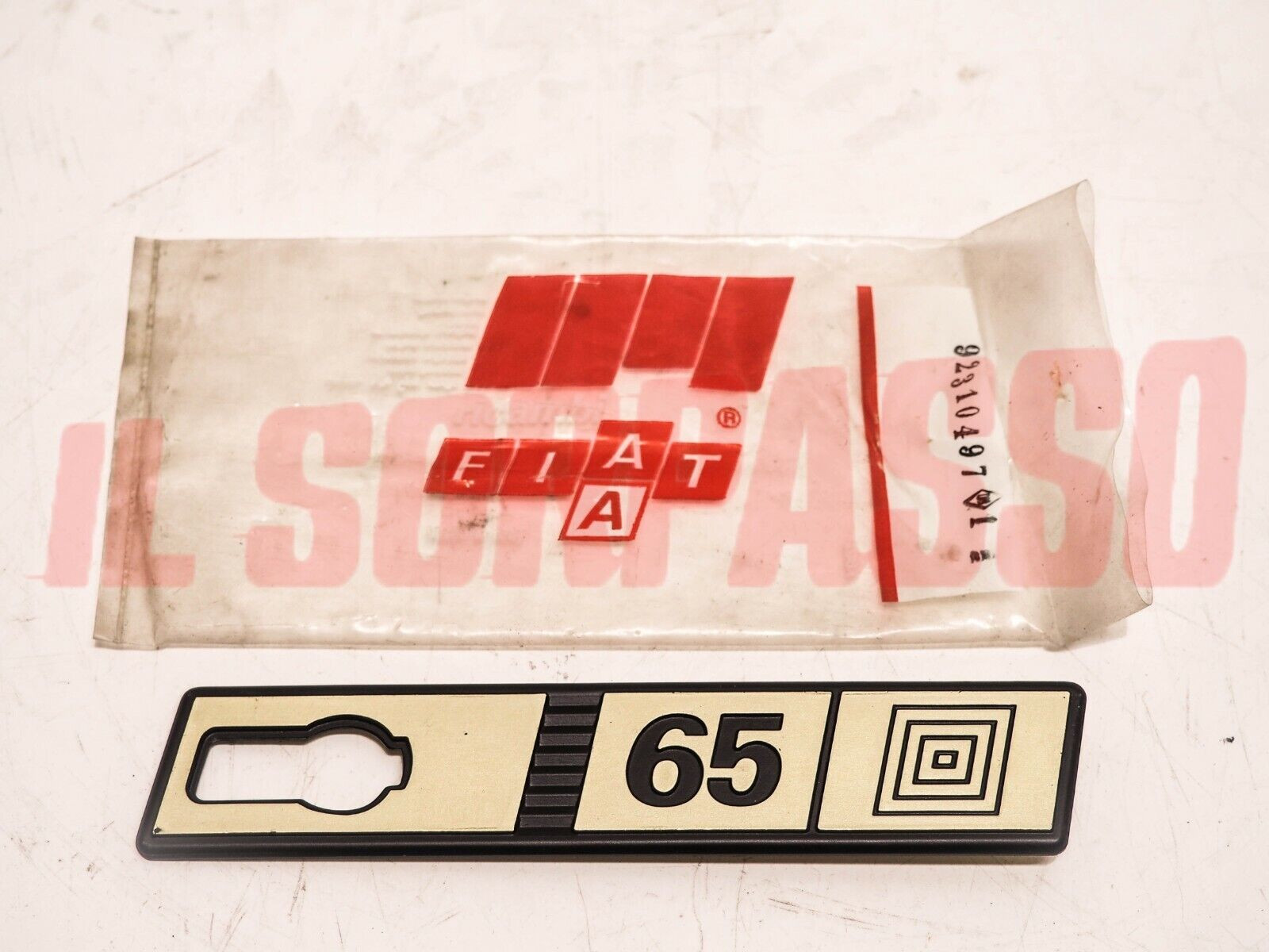 SCRITTA SIGLA PARAFANGO ANTERIORE DESTRO FIAT RITMO 65 IN ALLUMINIO ORO