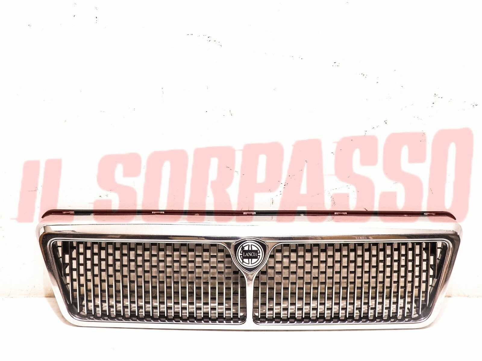 MASCHERINA GRIGLIA + STEMMA LANCIA THEMA ULTIMO TIPO ORIGINALE CON RIGHE CROMATE