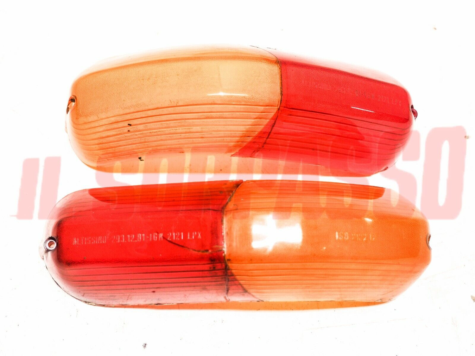 PLASTICHE FANALI FARI POSTERIORI DESTRO SINISTRO FIAT 2300 COUPE S ORIGINALI