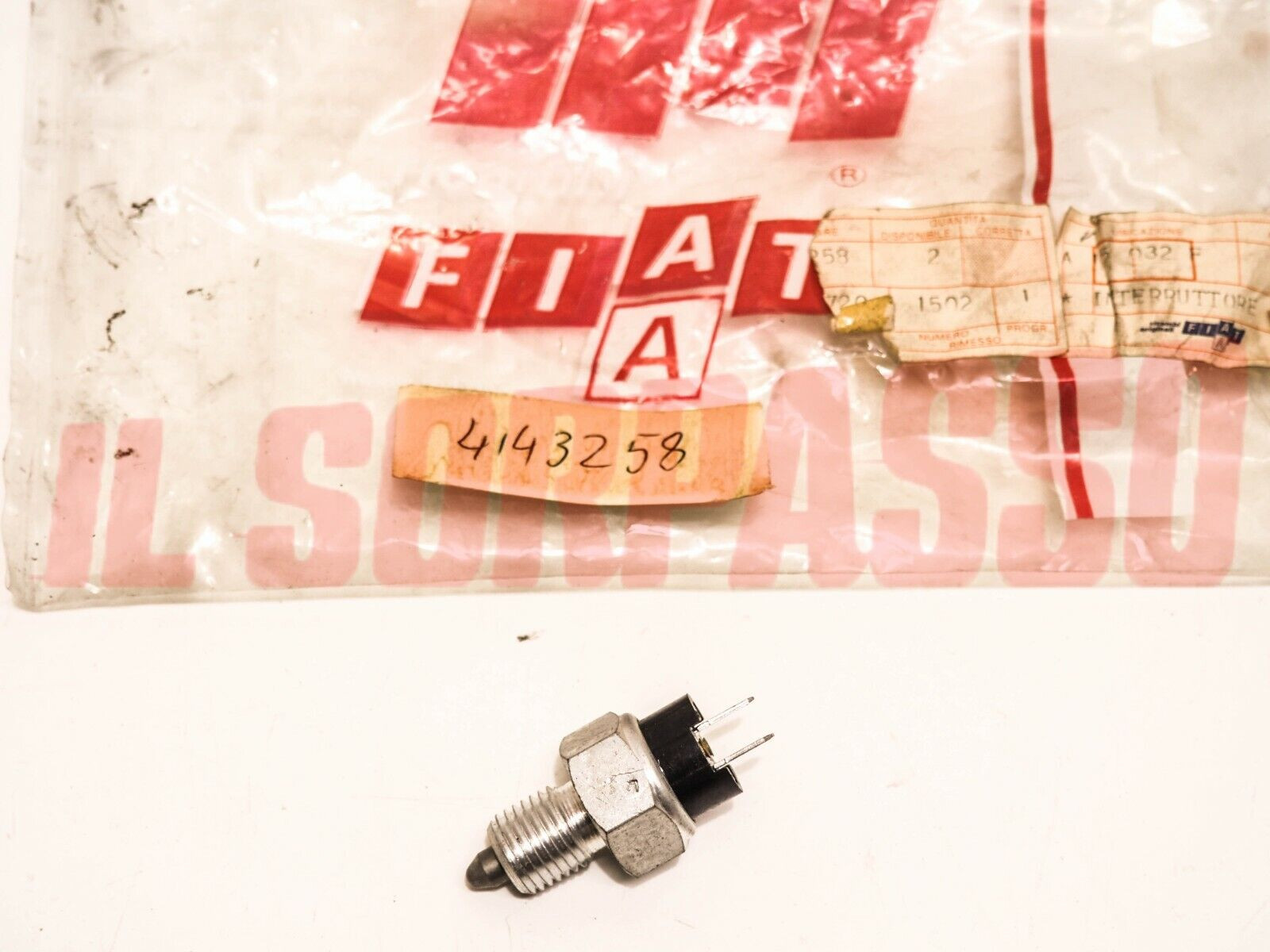 INTERRUTTORE RETROMARCIA FIAT RITMO 127 128 UNO - AUTOBIANCHI A112 + ABARTH . 