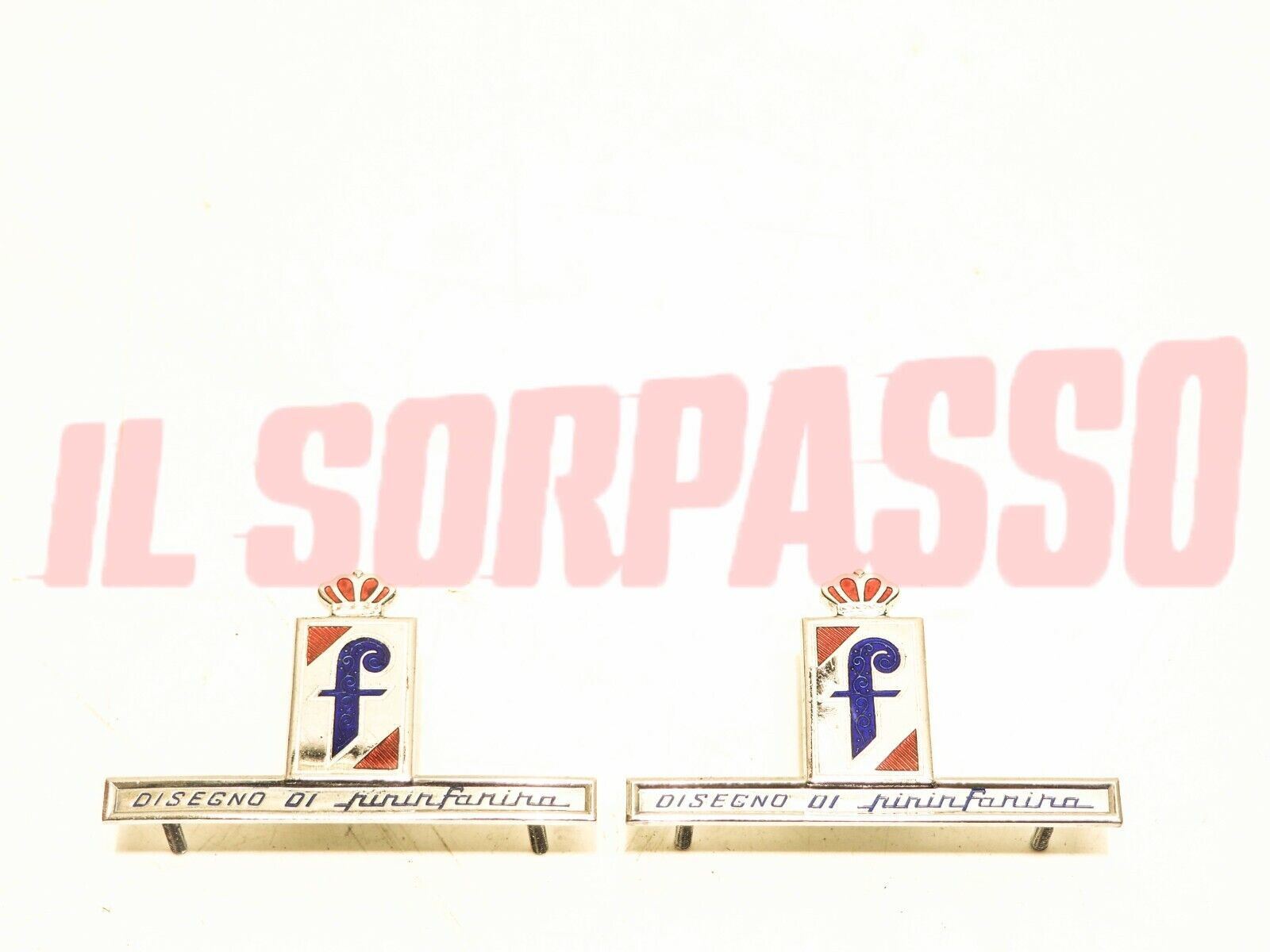 STEMMA SMALTATO PARAFANGHI ANTERIORI DISEGNO PININFARINA FIAT 1500 SPIDER 