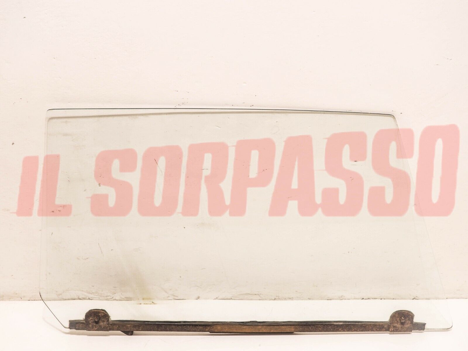 VETRO SCENDENTE PORTA DESTRA ALFA ROMEO 2000 2600 SPRINT ORIGINALE