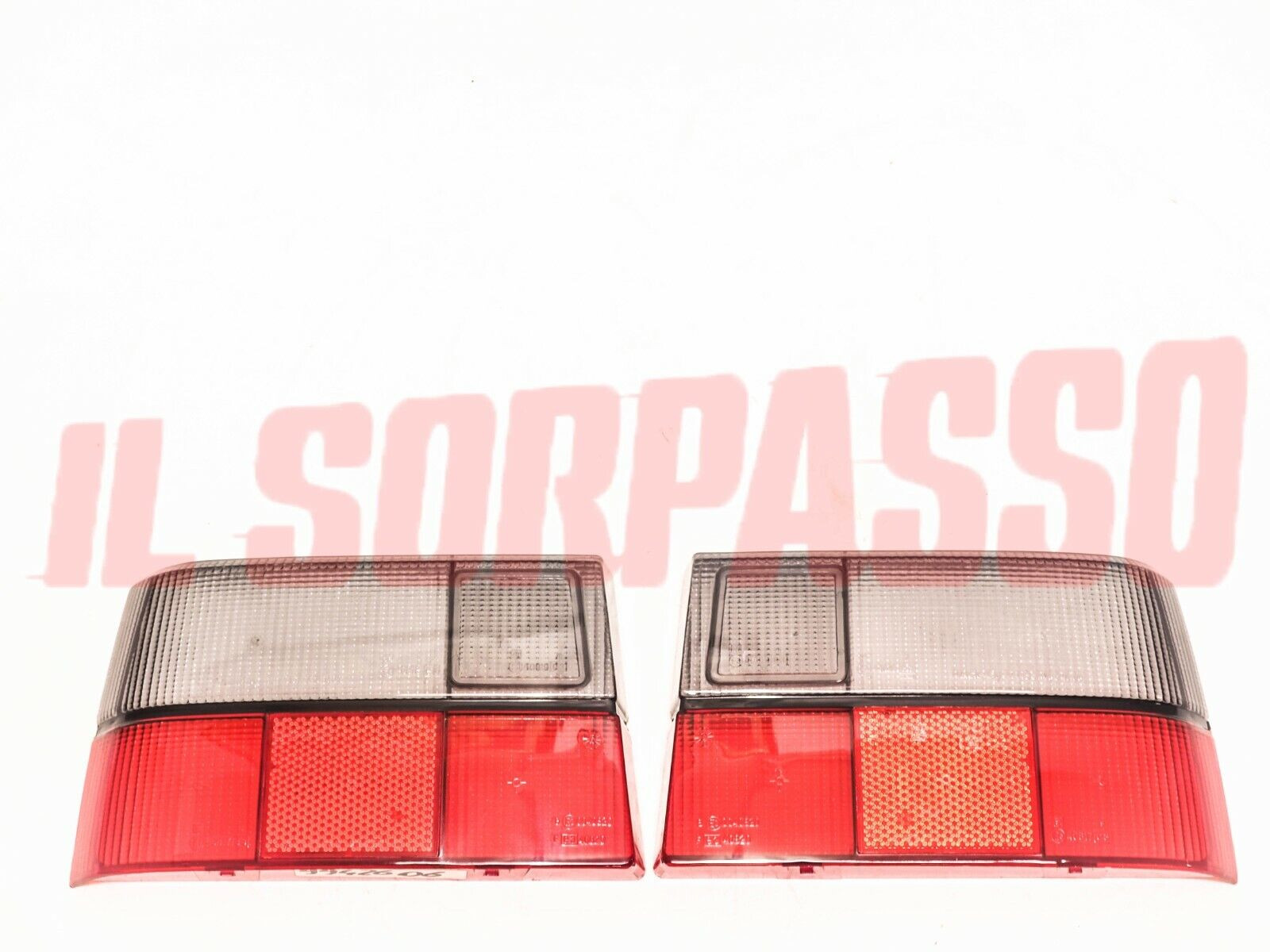 PLASTICHE FANALI POSTERIORI DESTRA SINISTRA FIAT CROMA 1 SERIE ORIGINALI