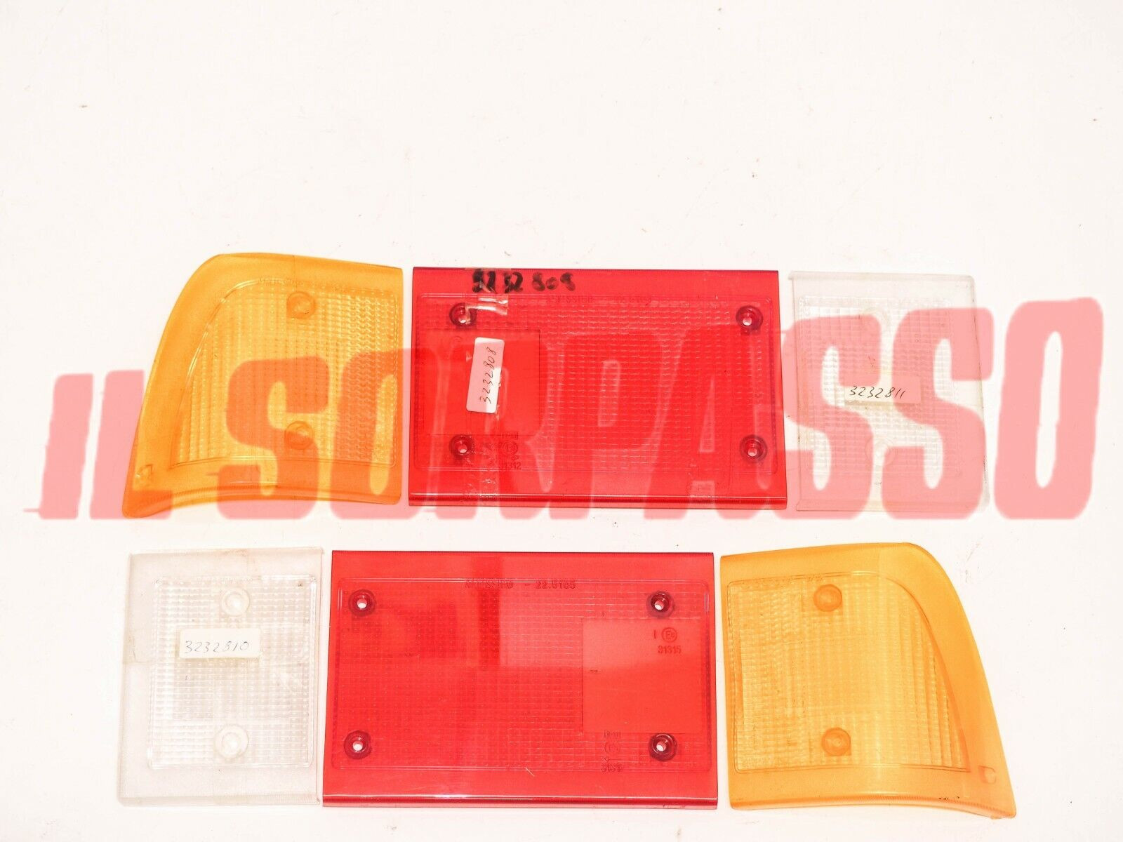 PLASTICHE FANALI FARI POSTERIORI INNOCENTI MINI 90 120 ORIGINALI ALTISSIMO