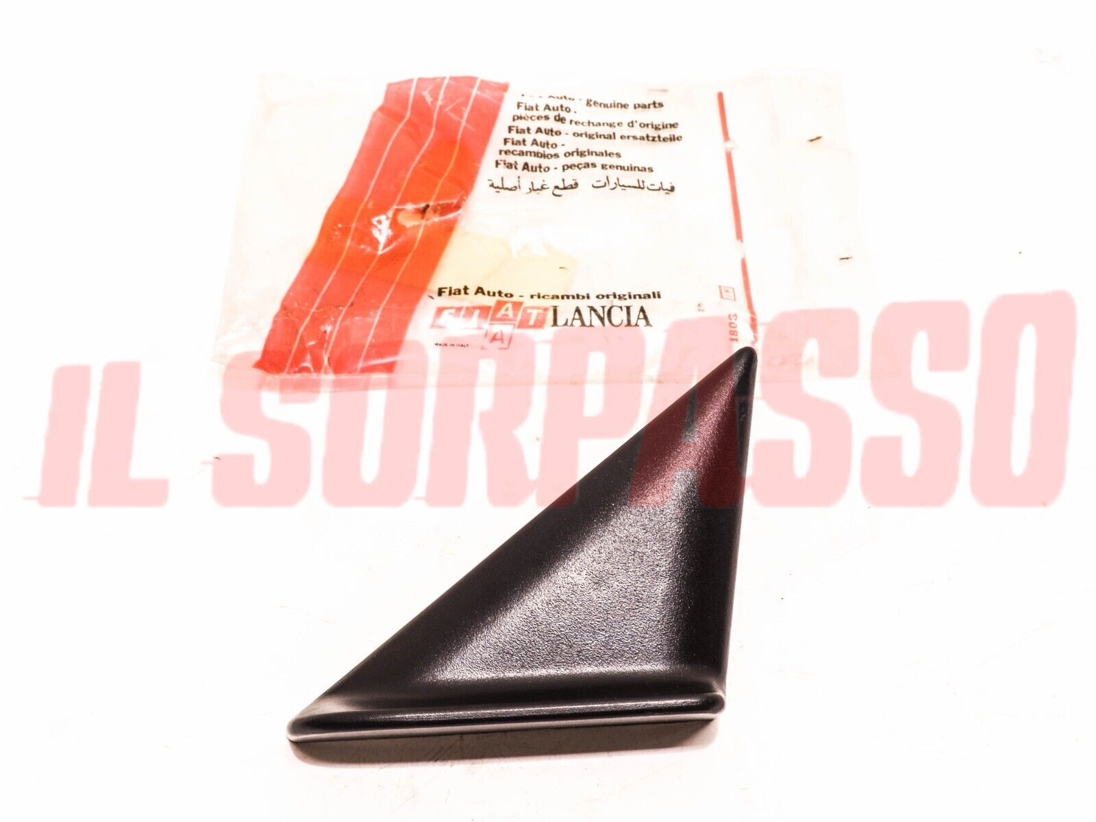 COPERCHIO GUSCIO SPECCHIO SPECCHIETTO DESTRO LANCIA DELTA LX - GT 82405827