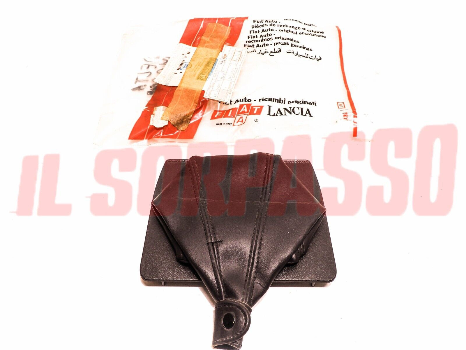 CUFFIA LEVA CAMBIO PELLE MARRONE LANCIA DELTA 1 SERIE ORIGINALE 82370552