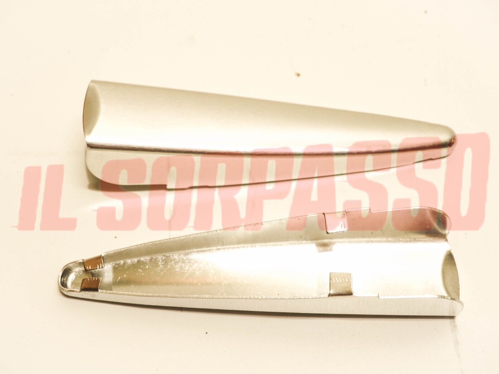 COPRI CERNIERE COFANO POSTERIORE AUTOBIANCHI BIANCHINA CABRIO BERLINA TRASFORMAB