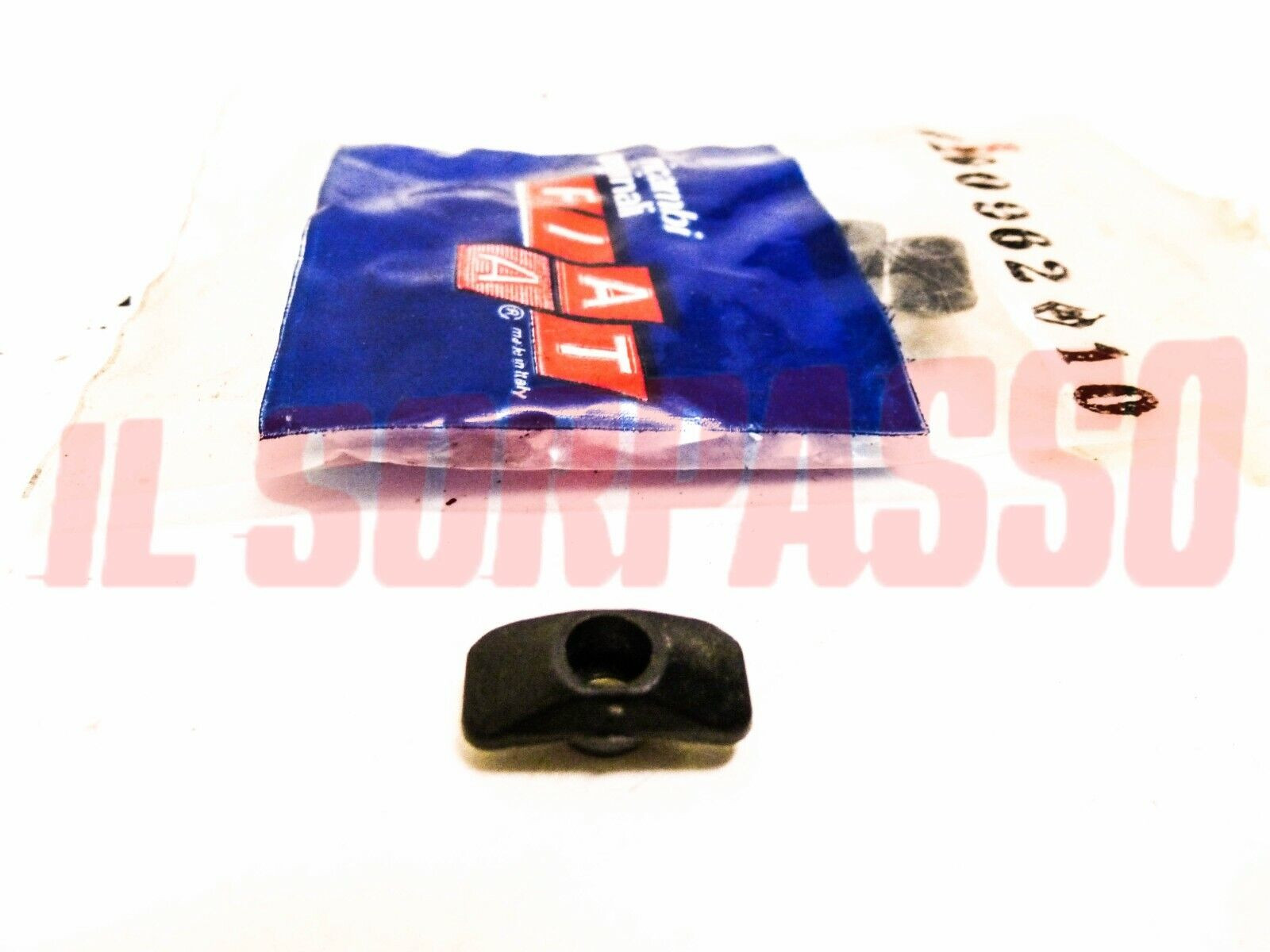 MOLLA MOLLETTA CONTRO BOTTONE FISSAGGIO GUARNIZIONE COFANI  FIAT 127 1 SERIE