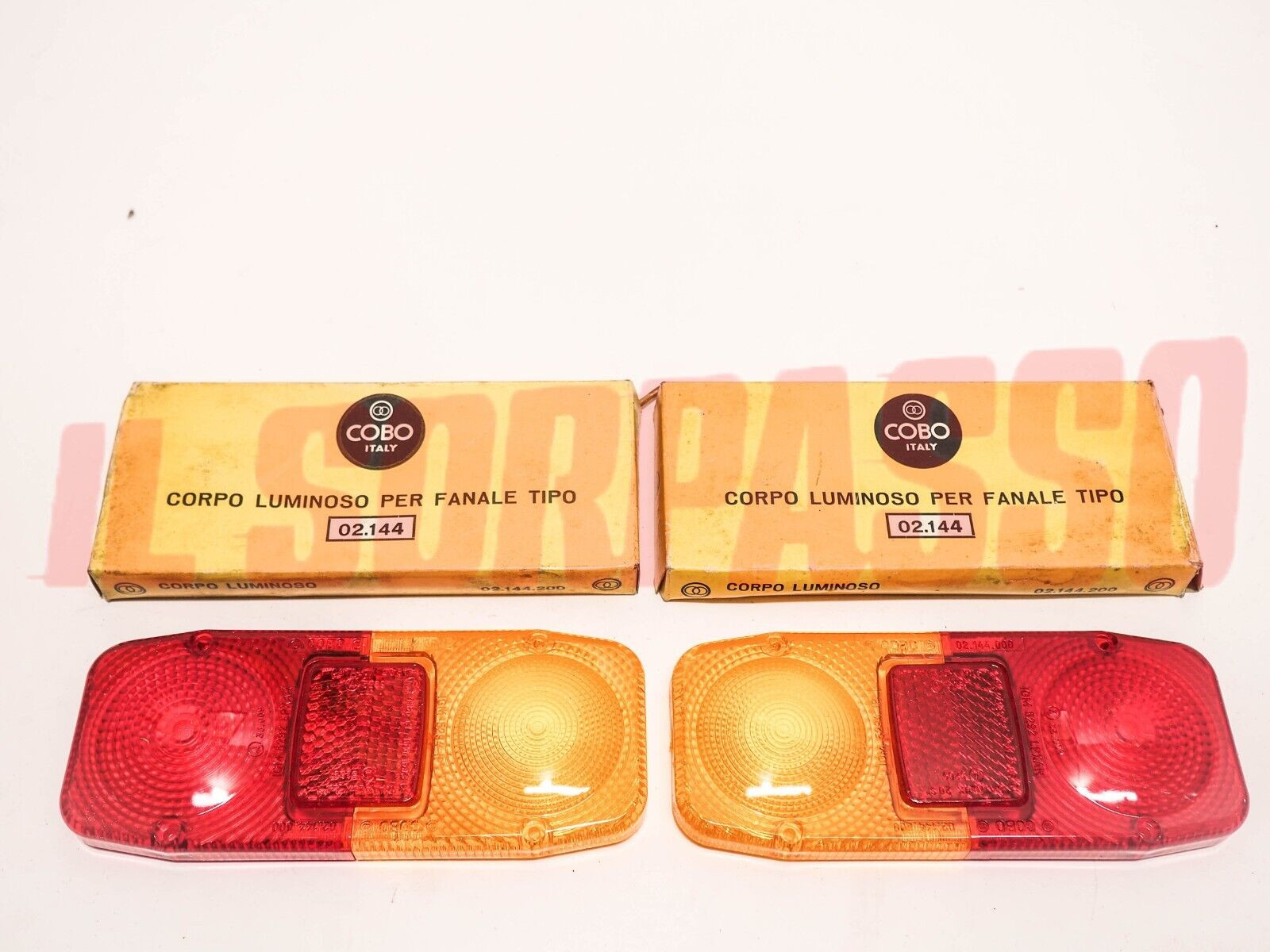 PLASTICHE FANALI POSTERIORI RIMORCHI AUTOCARRI EPOCA FIAT OM ANNI 70 80 COBO