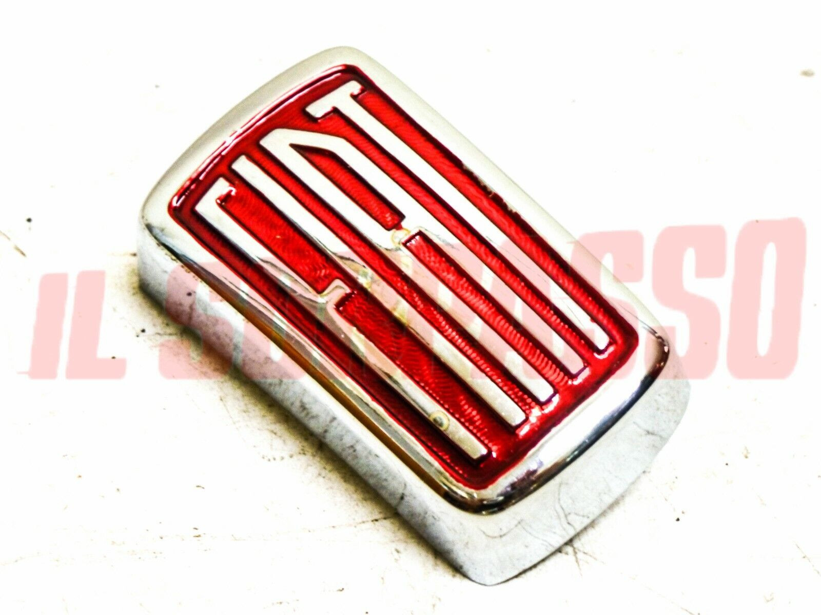 STEMMA FREGIO ANTERIORE FIAT 600 MULTIPLA + D IN METALLO