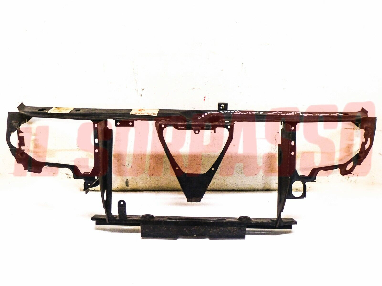 RIVESTIMENTO ANTERIORE FRONTALE CALANDRA A.R ALFETTA 2000 TURBO D. 116765003000