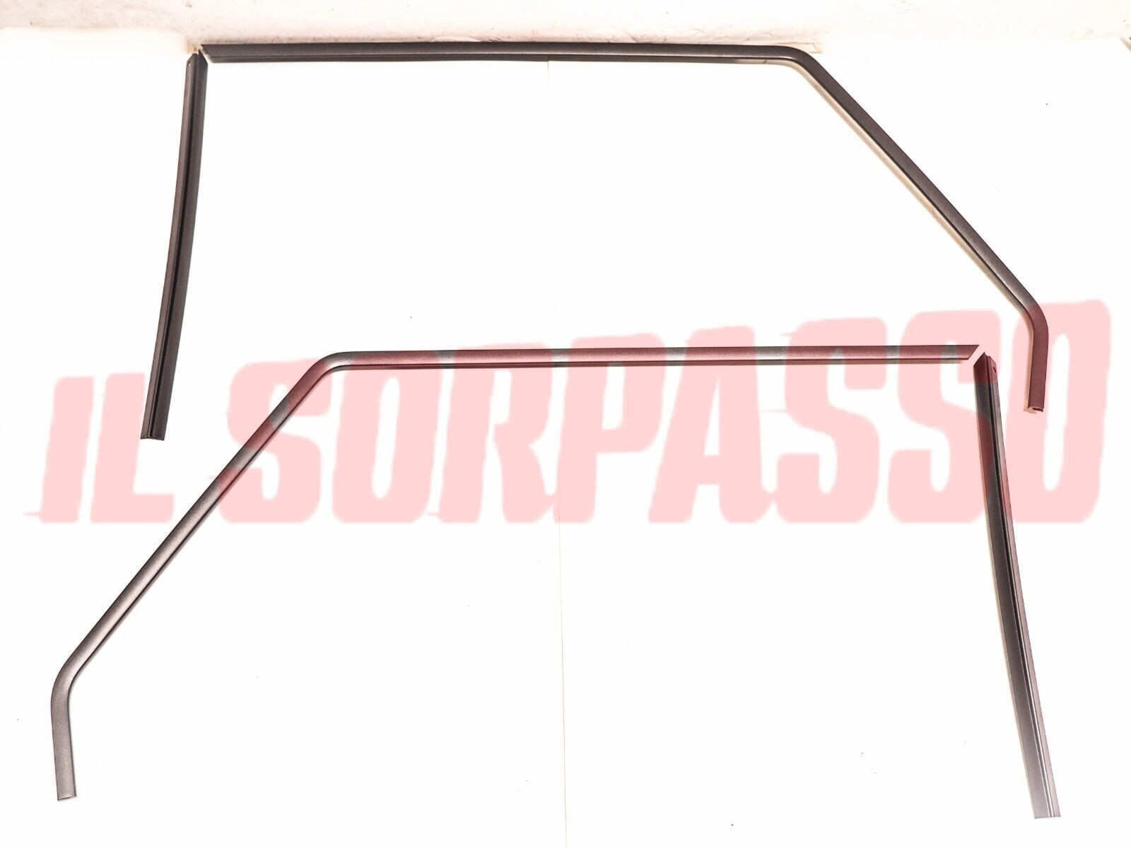 PROFILI CONTORNO VETRI PORTE POSTERIORI ALFA ROMEO 75 TURBO + EVOLUZIONE + TS