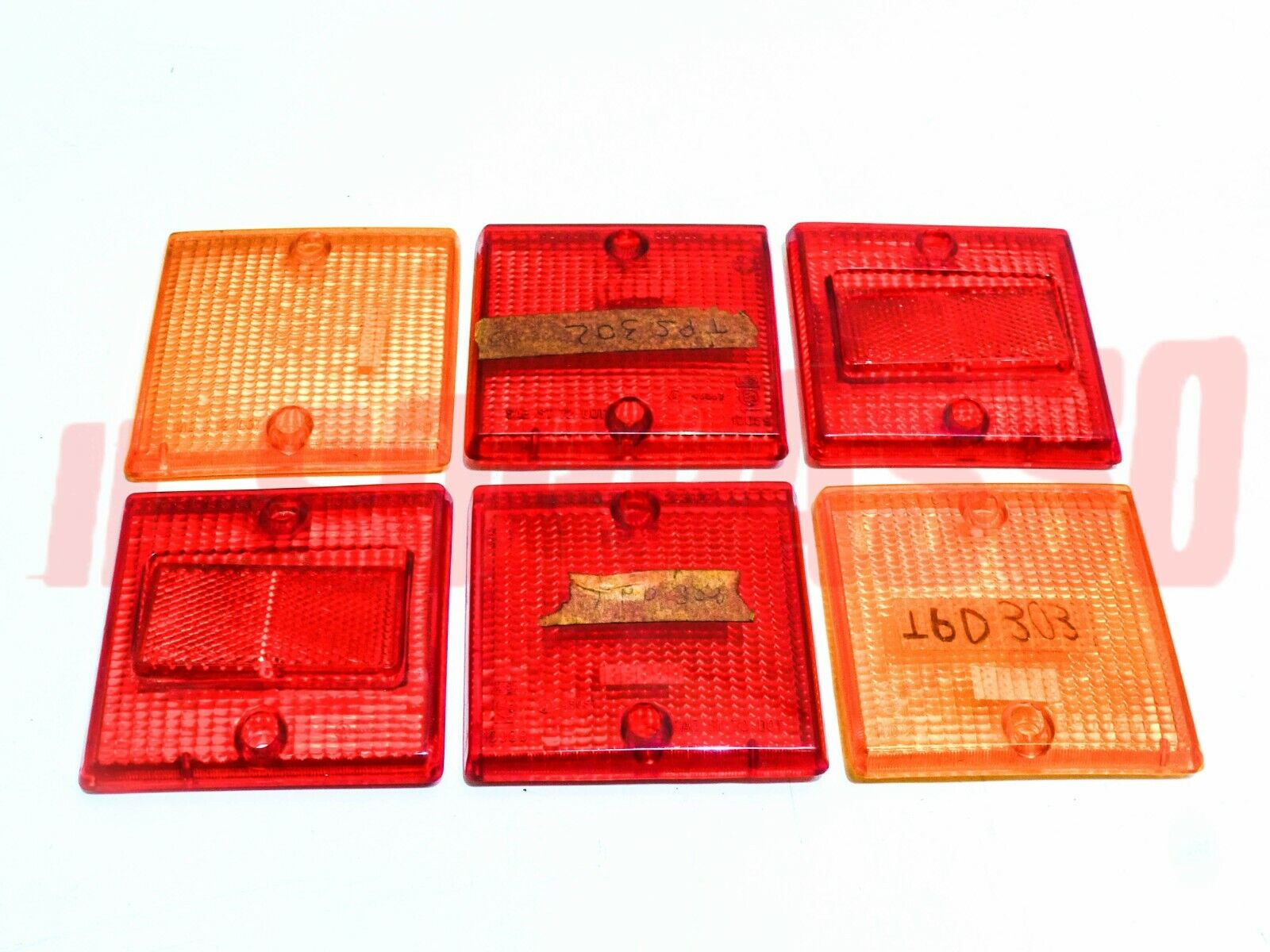 PLASTICHE FANALI POSTERIORI DESTRO SINISTRO FIAT 132 1 SERIE ORIGINALI