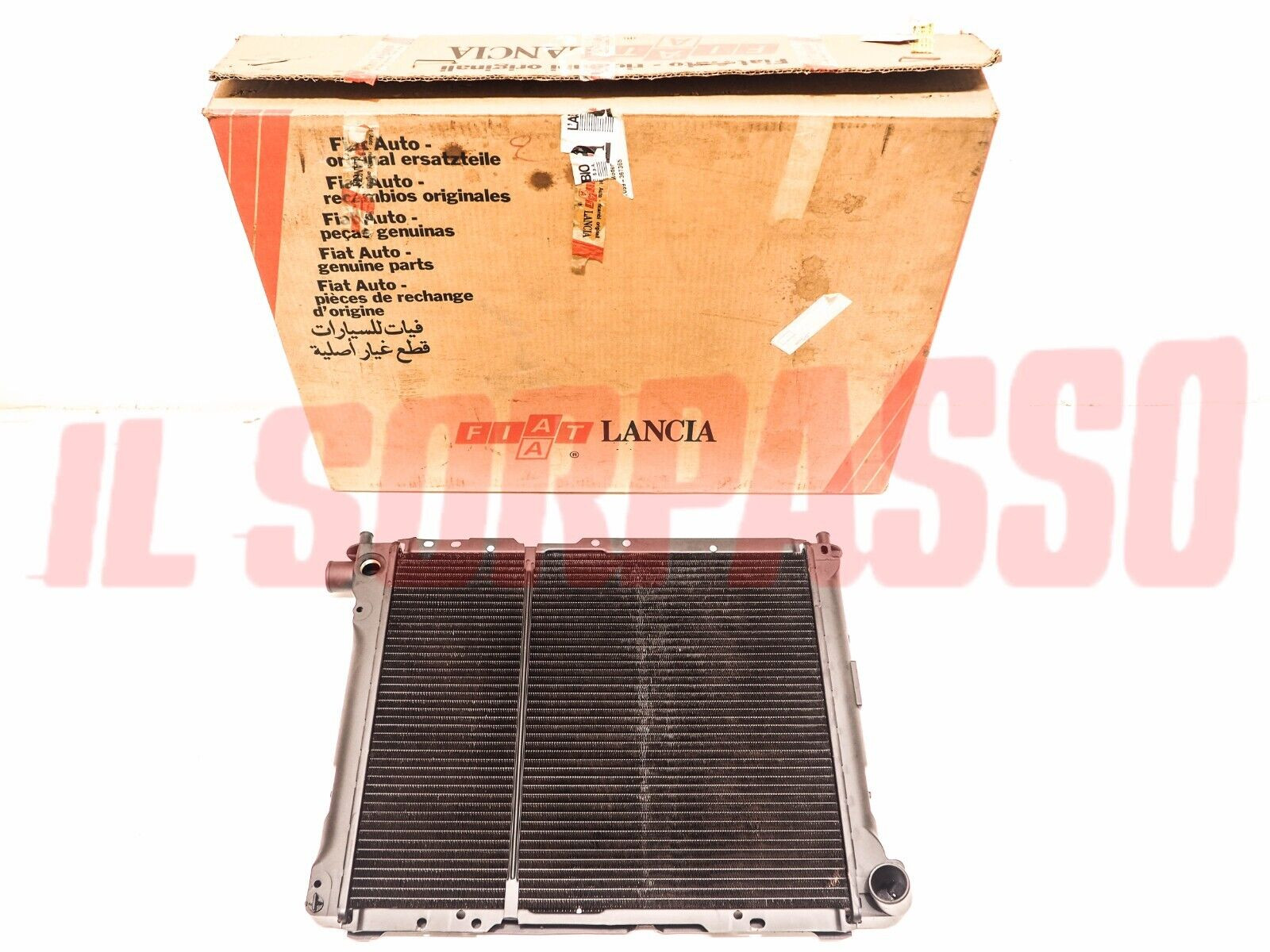 RADIATORE ACQUA MOTORE LANCIA THEMA CON CONDIZIONATORE ORIGINALE 82434811