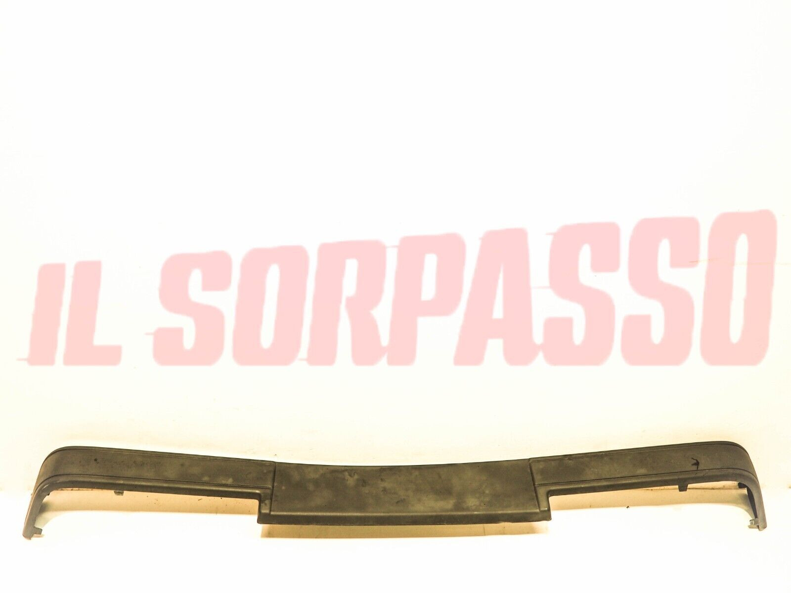 MODANATURA PROFILO PARAURTI ANTERIORE PORTARGA LANCIA DELTA HF 1986' USATO