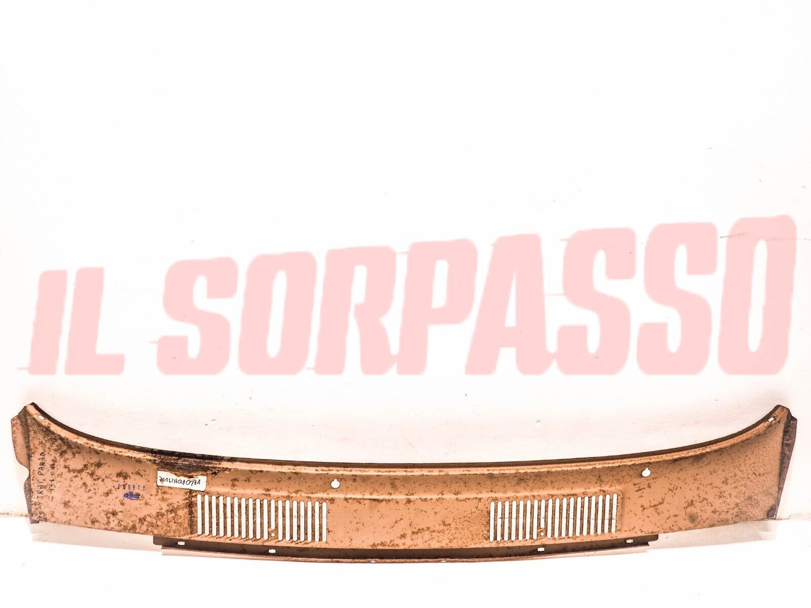 GRIGLIA LAMIERATO SOTTO PARABREZZA SPECCHIERA FIAT 131 + ABARTH ORIGINALE