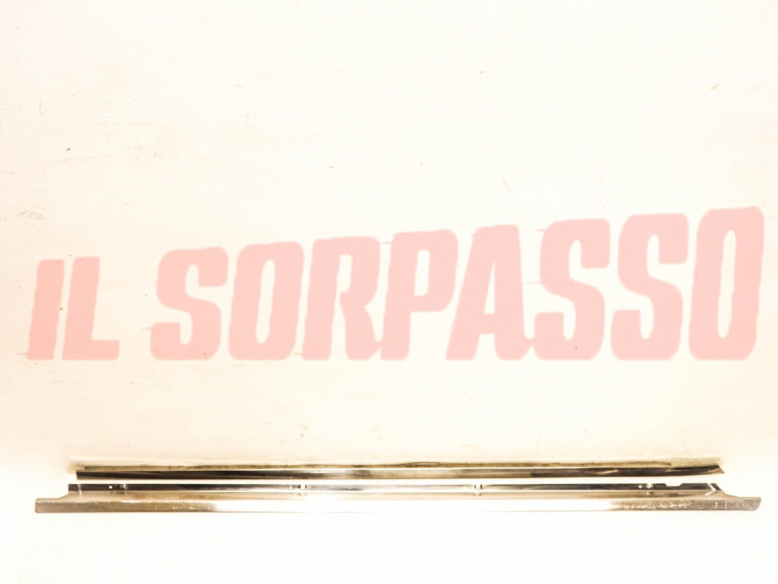 MODANATURE PROFILI RASAVETRI PORTA ANTERIORE DESTRA SUP + INF FIAT 132 BERLINA