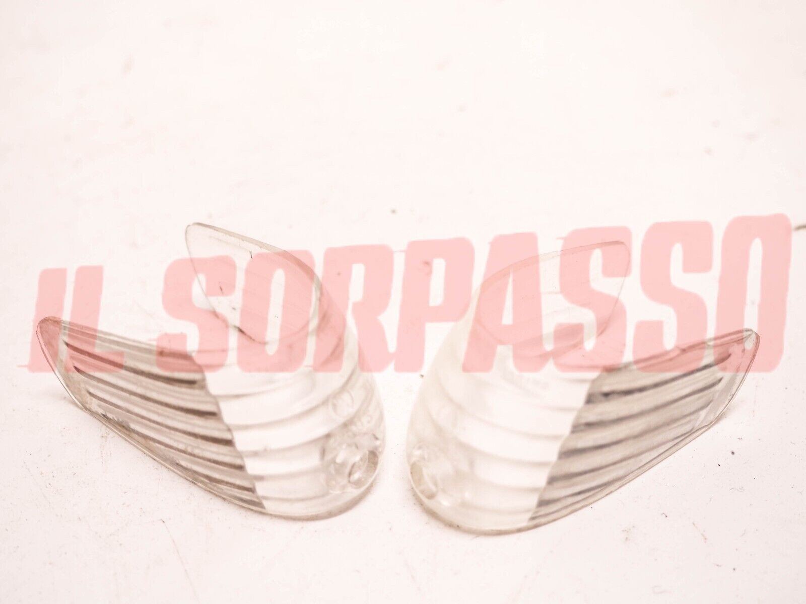 PLASTICHE FANALINI ANTERIORI FRECCE FIAT 600 1 SERIE ORIGINALI ALTISSIMO