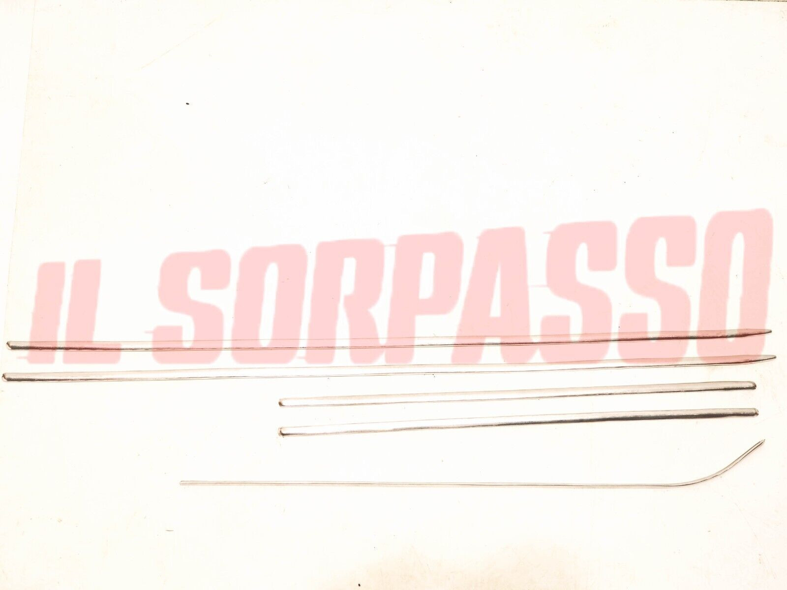 MODANATURE PROFILI PORTE + PARAFANGHI + COFANO FIAT 600 D IN ALLUMINIO