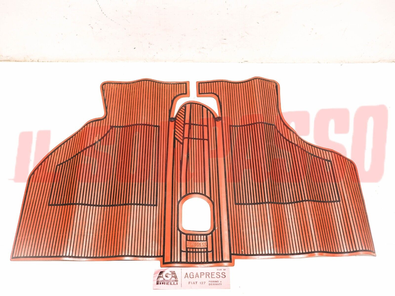 TAPPETI ROSSI E NERI ANTERIORI FIAT 127 FIORINO - PICK UP ORIGINALI PIRELLI