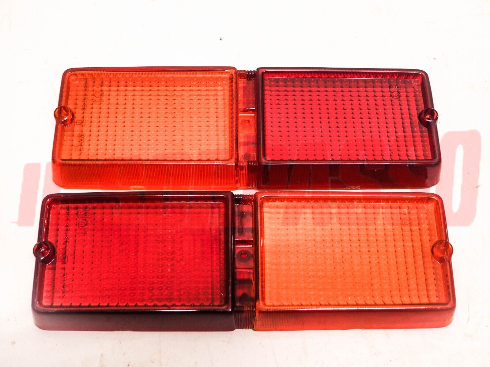 COPPIA PLASTICHE FANALI POSTERIORI FIAT 128 BERLINA 1 SERIE ORIGINALI BELLU'