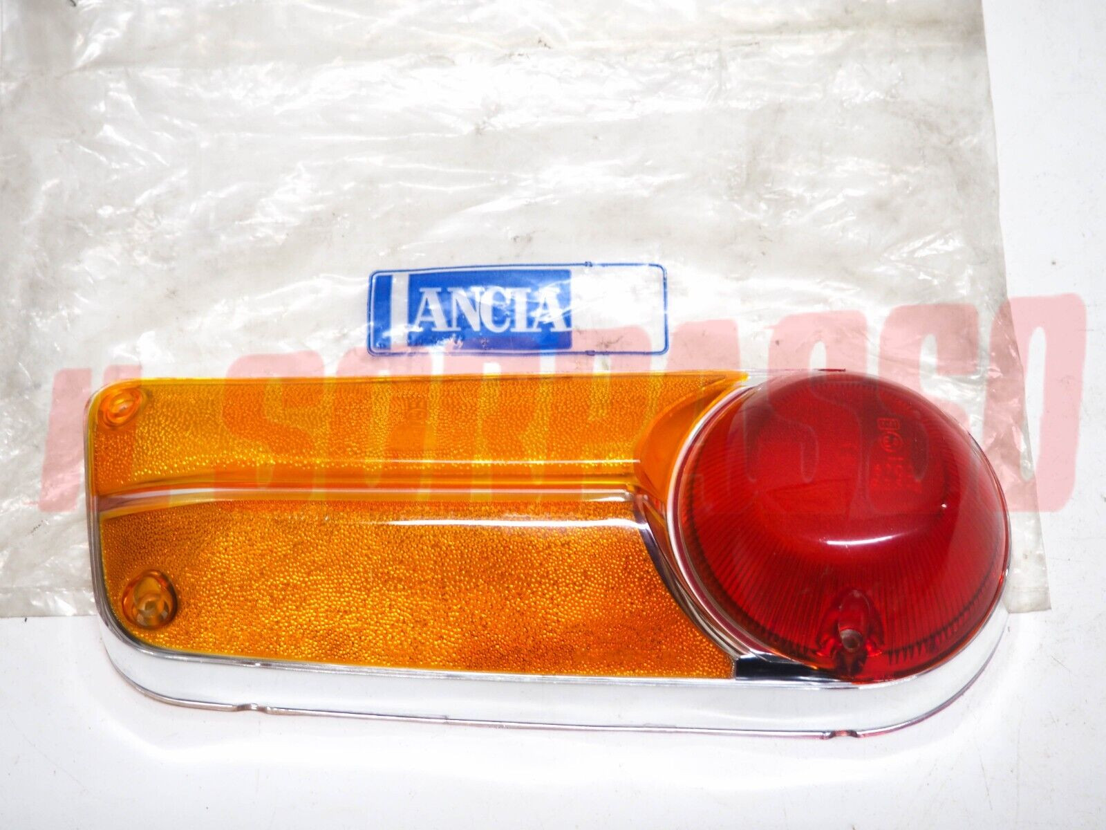 PLASTICA FANALE POSTERIORE SINISTRO LANCIA FULVIA COUPE ORIGINALE CARELLO EXPORT