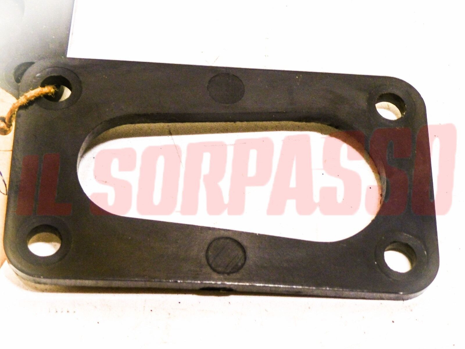 DISTANZIALE CARBURATORE IN BACHELITE FIAT 1500 BERLINA  ORIGINALE