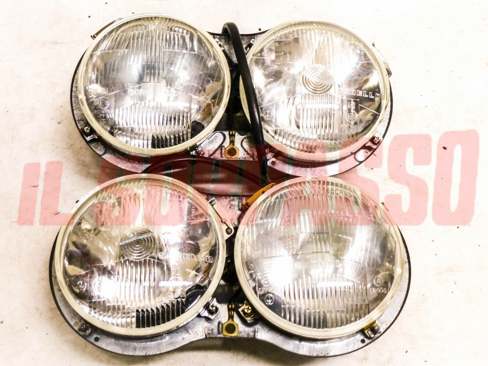 GRUPPI OTTICI FANALI FARI DESTRO SINISTRO FIAT 850 FAMILIARE 1300 1500 BERLINA .