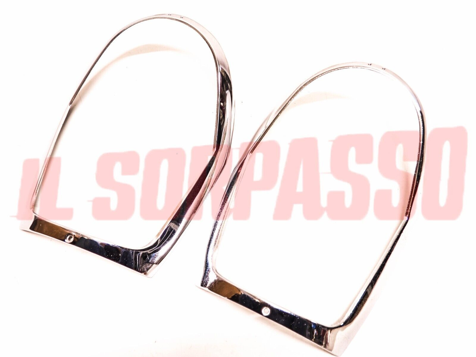 CORNICI CERCHI FARI FANALI GRUPPI OTTICI MERCEDES W108 W111 W112 ORIGINALI