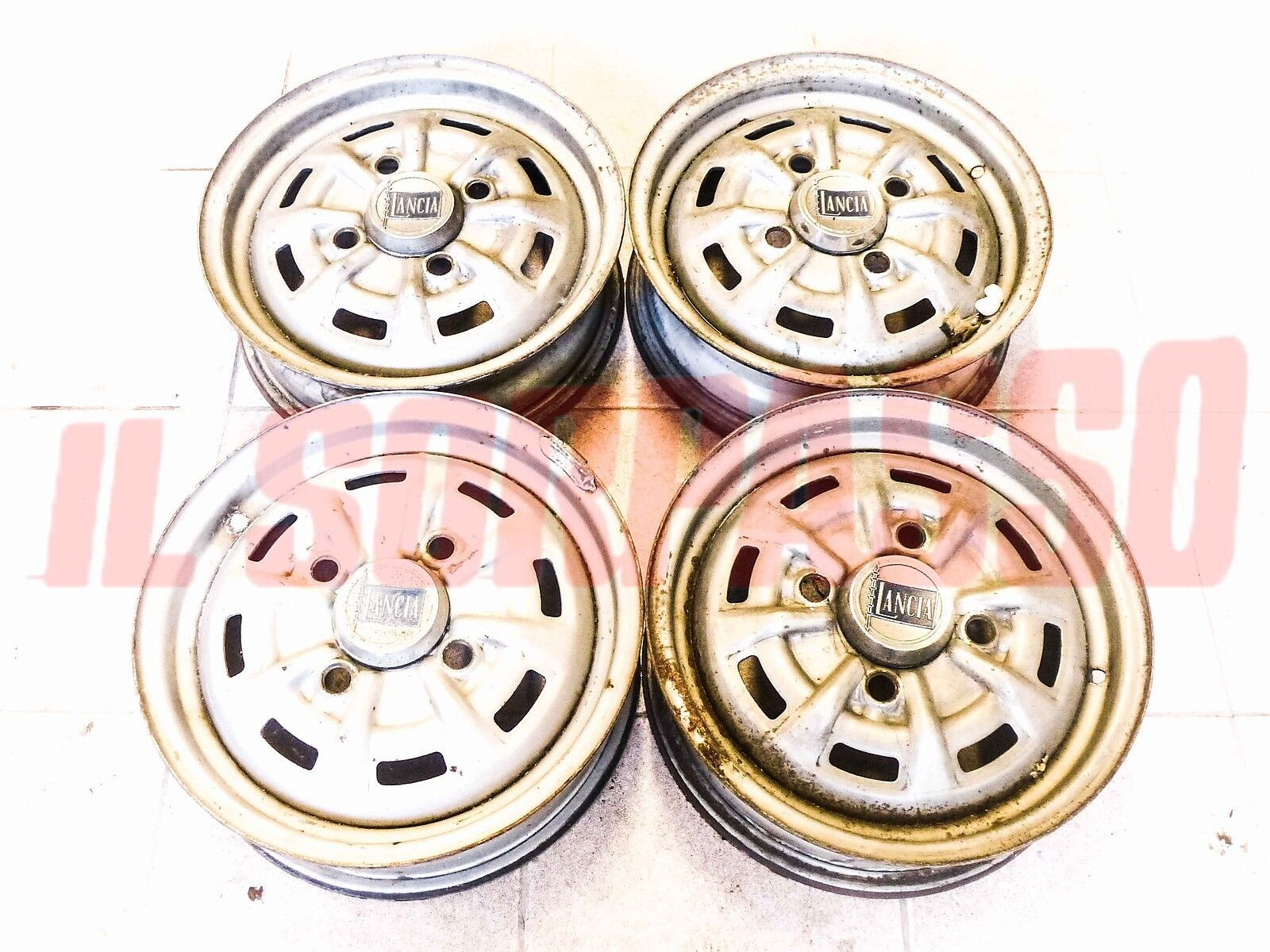 CERCHI RUOTA + BORCHIE CROMATE LANCIA FULVIA COUPE 3 SERIE 4,5X14 FERGAT