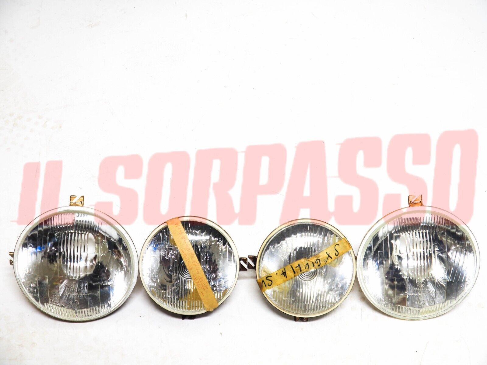 GRUPPI OTTICI FANALI FARI A.R GIULIA SUPER 1.3 1.6 DAL 07.67 CARELLO CON DIFETTI