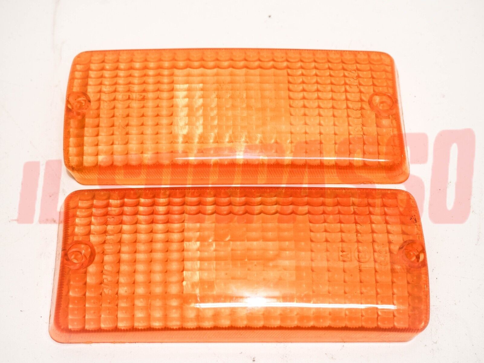 PLASTICHE FANALINI ANTERIORI FRECCE DE TOMASO PANTERA ARANCIO ARIC