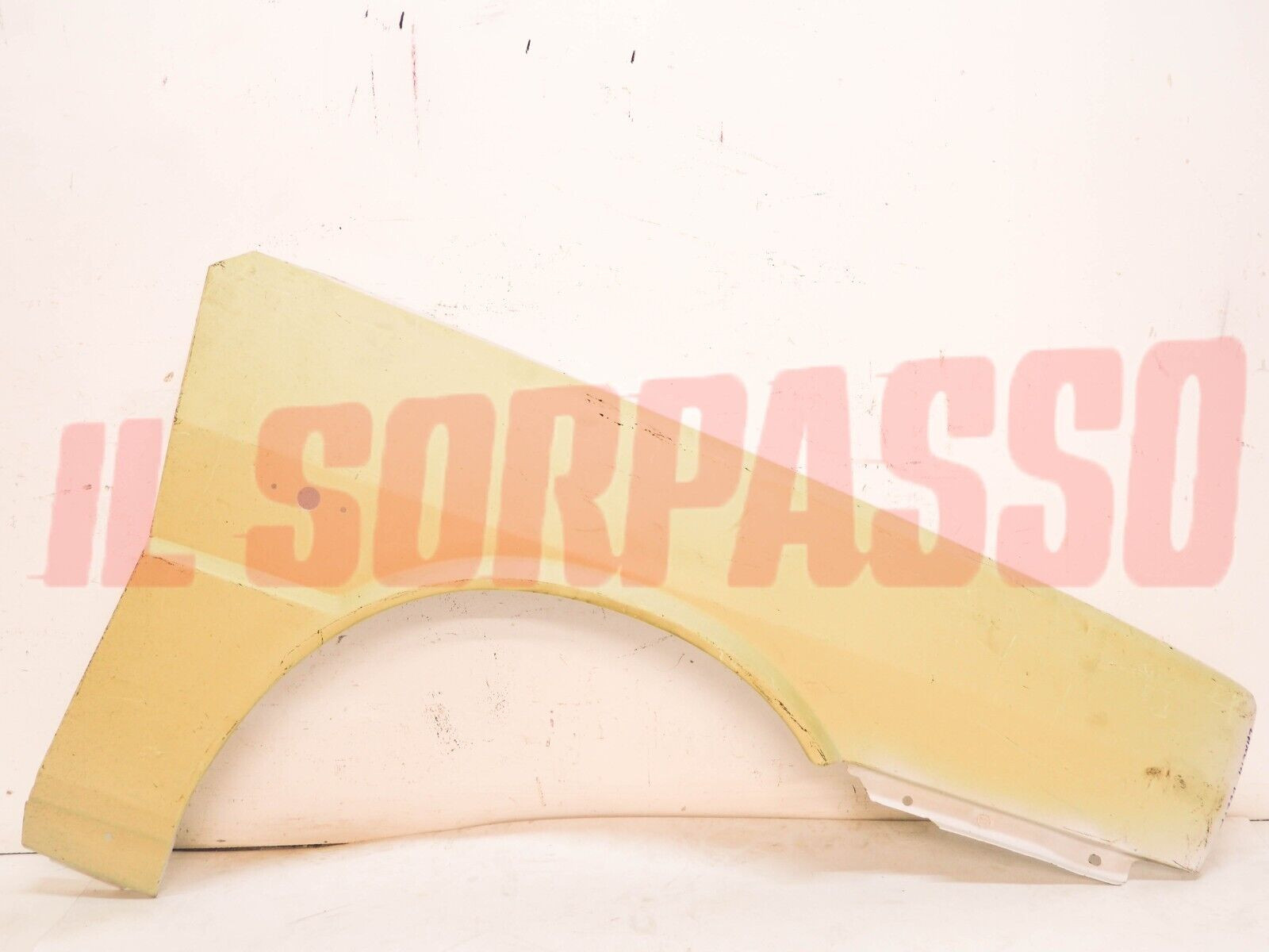 PARAFANGO ANTERIORE DESTRO LANCIA DELTA MK1  4WD - TURBO ORIGINALE