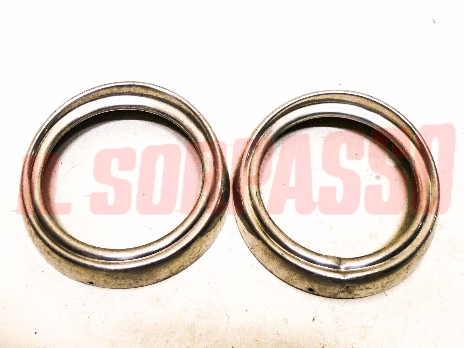 CORNICI CERCHI FARO GRUPPO OTTICO FIAT 600 D 2 SERIE ORIGINALI CON DIFETTI