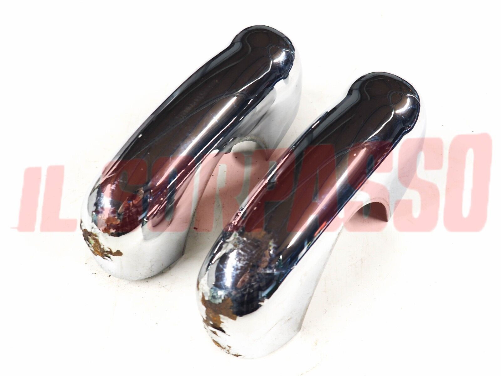 ROSTRI BORCHIE PARAURTI ANTERIORE O POSTERIORE A.R GIULIETTA BERLINA 1 SERIE NOS